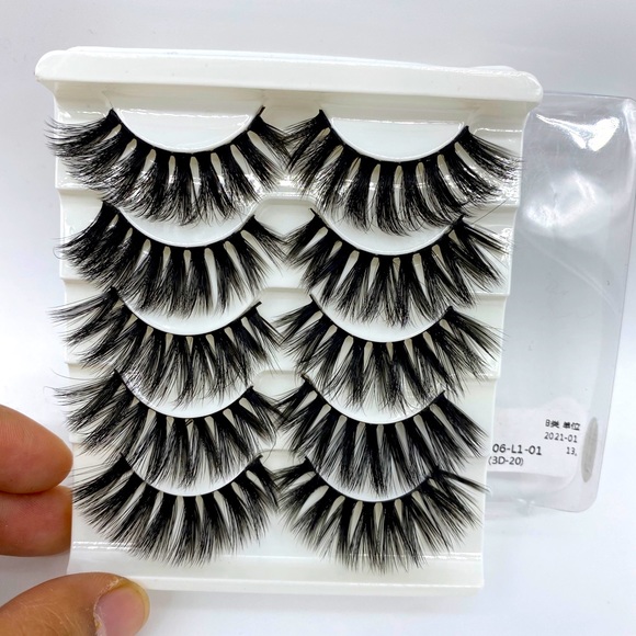 Faux mink soft lashes - Picture 3 of 4